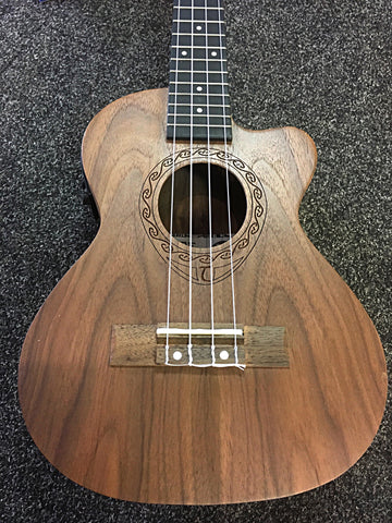 Tanglewood TWT-15E Electro Tenor Ukulele