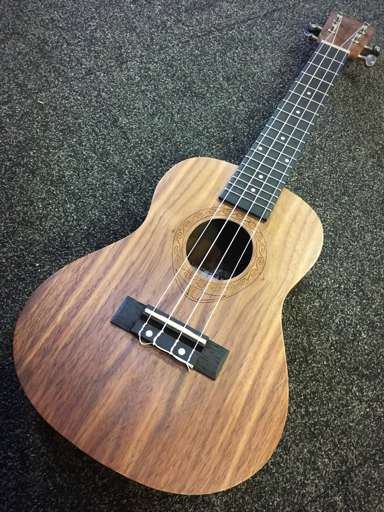 Tanglewood TWT 3 Concert Ukulele