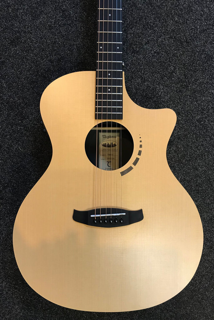 Tanglewood Metropolitan Super Folk Guitar