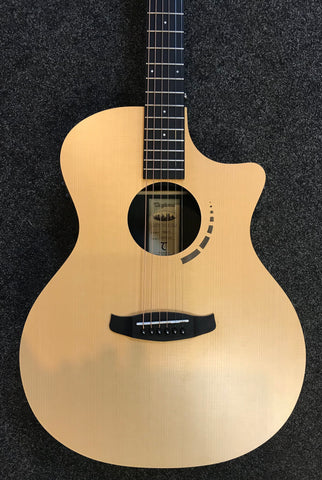 Tanglewood Metropolitan Super Folk Guitar